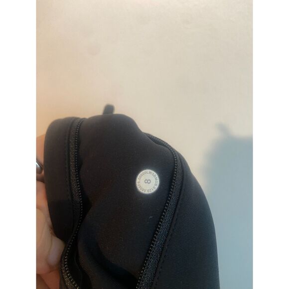 Lululemon Speed Up Tight 28" *Full-On Luxtreme Black SIZE 8 - Picture 6 of 6